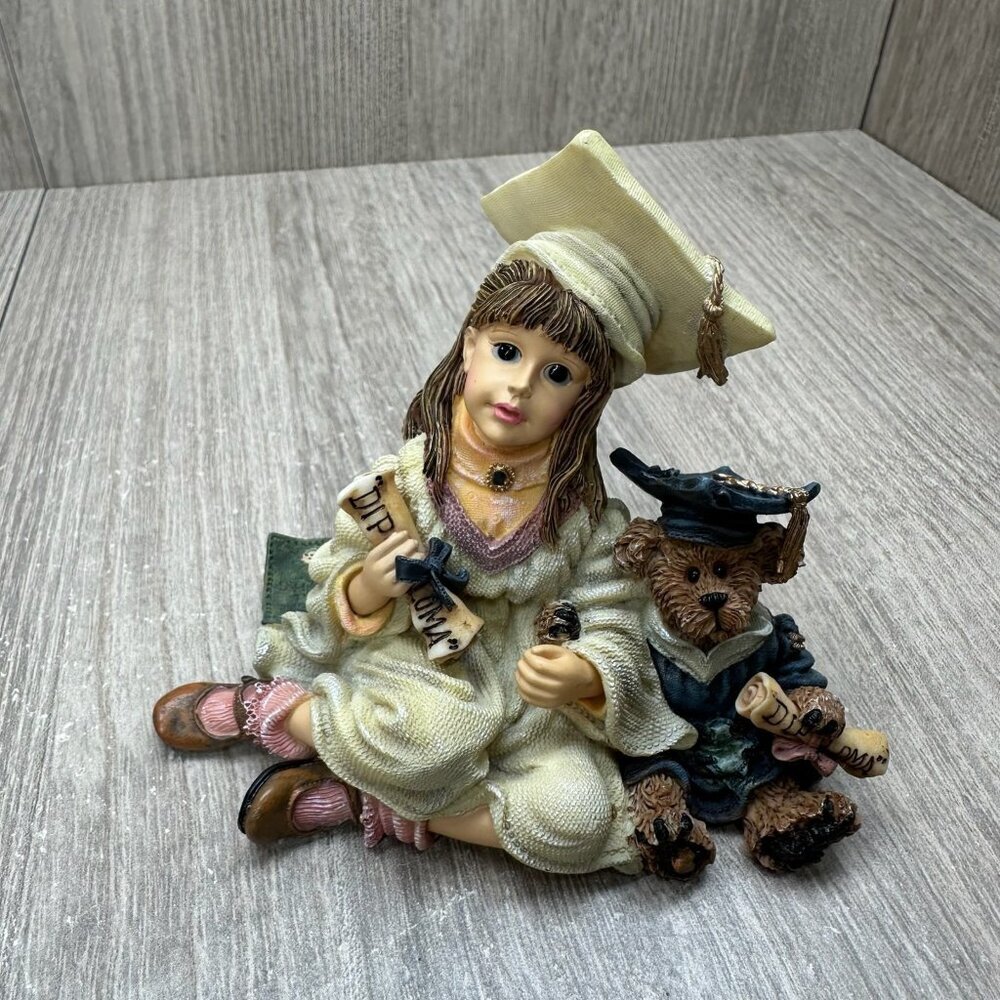 Yesterdays Child Dollstone Graduation Day #3550 Lisa w/ Plato Boyds Bears - Picture 3 of 10